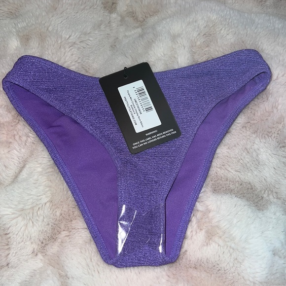 Purple bikini - Picture 3 of 7